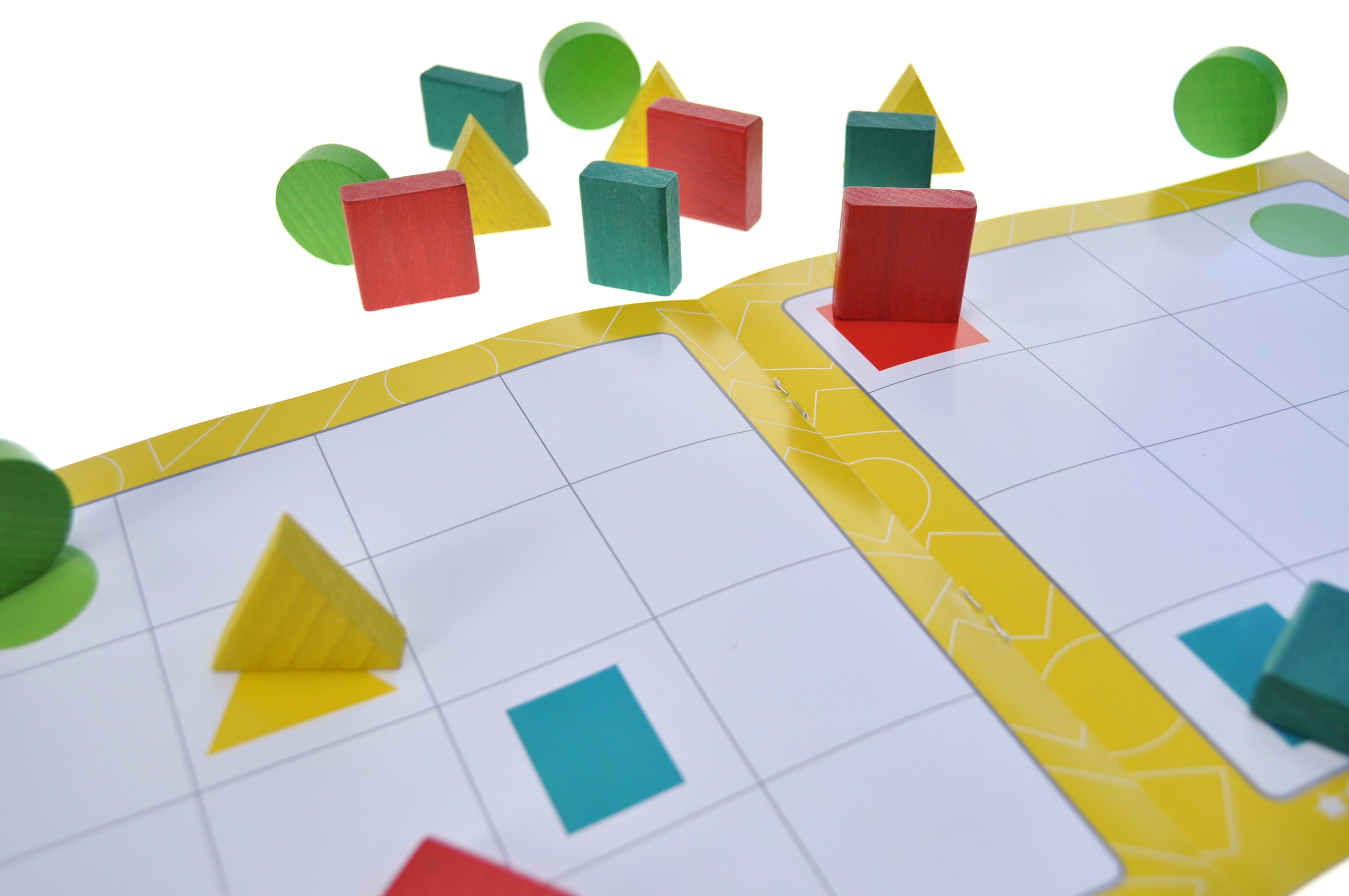 Drewniana Gra Edukacyjna dla Dzieci, Geometryczne SUDOKU 16 elementów, 20 zadań
