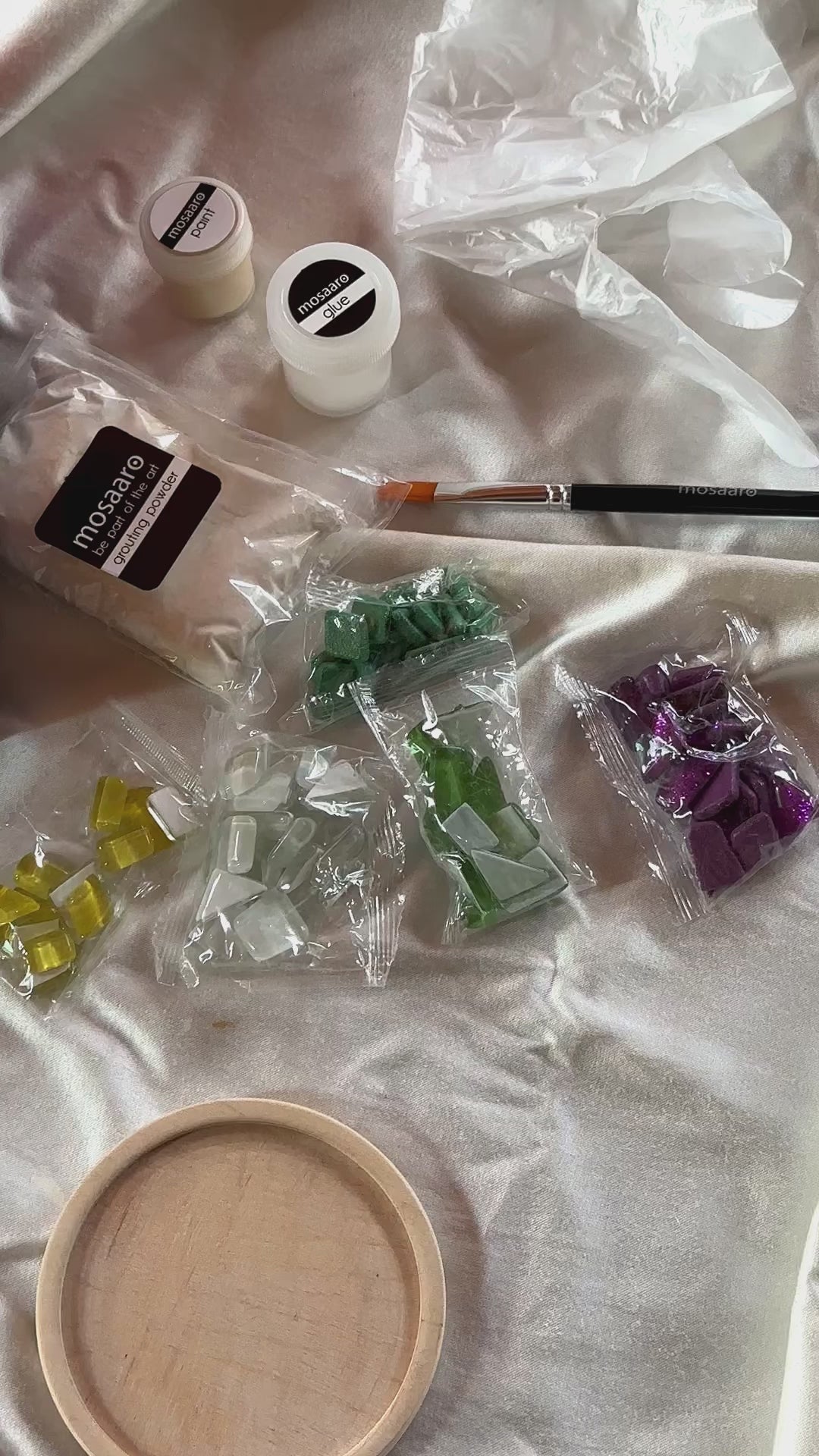 Wczytuję film Mozaika szklana diamentowa rękodzieło ozdoba PODSTAWKI POD KUBEK Okrągłe Zestaw Kreatywny